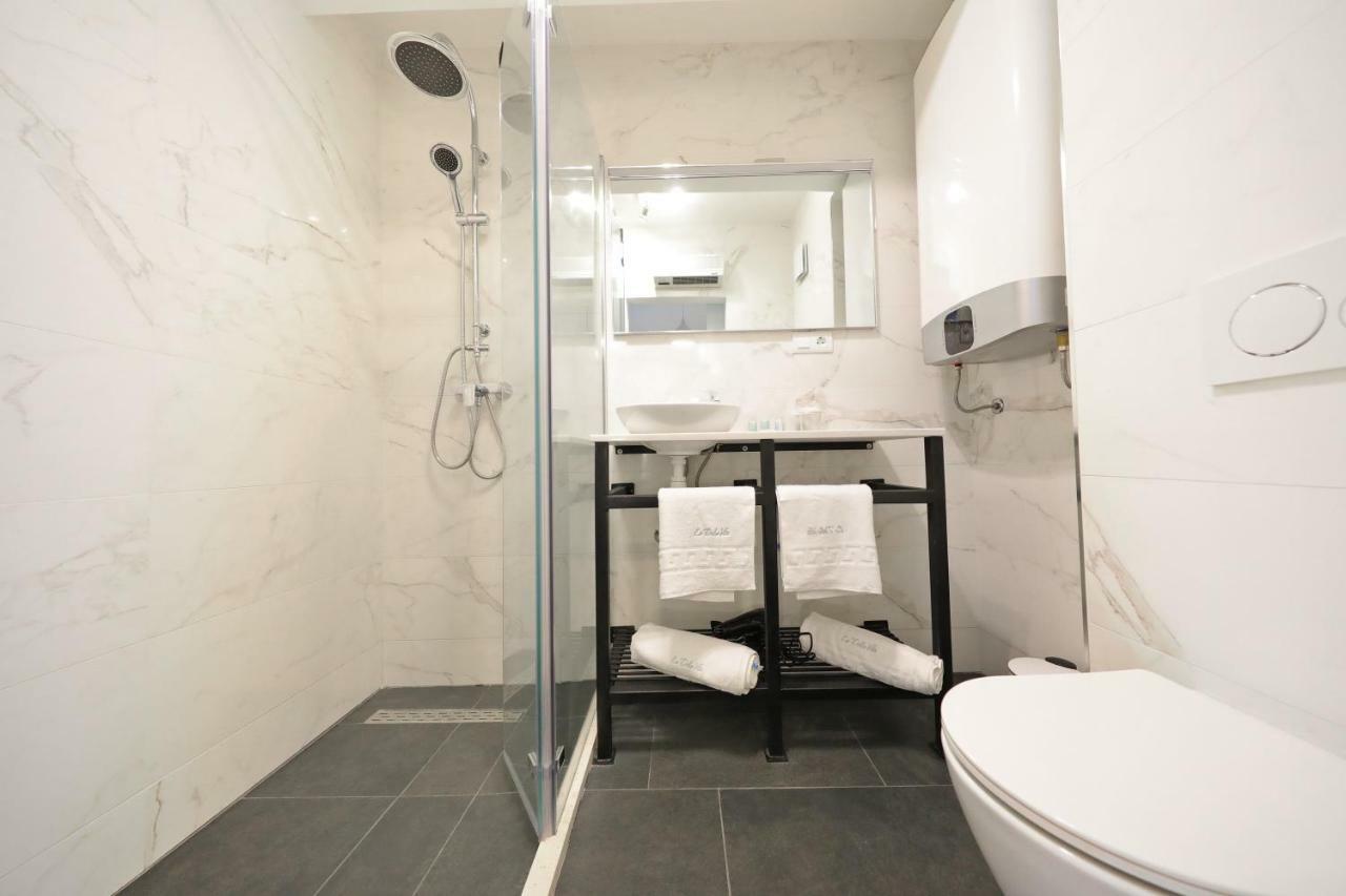 La Dolce Vita Da Zara - Luxury Rooms Luaran gambar
